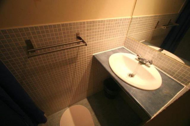 Hostal Baires Barcelona Szoba fotó